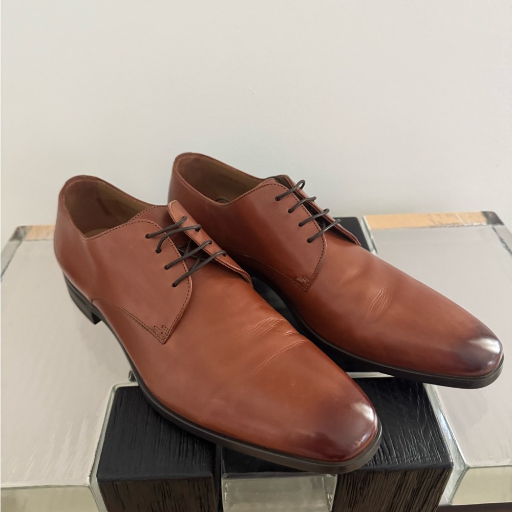 Boss Chestnut Brown Leather Oxfords